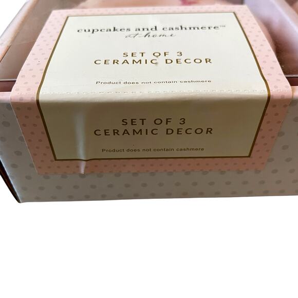 Cupcakes & Cashmere Valentines Day Ceramic Donuts Pastel Pink Set of 3 New - Picture 6 of 6